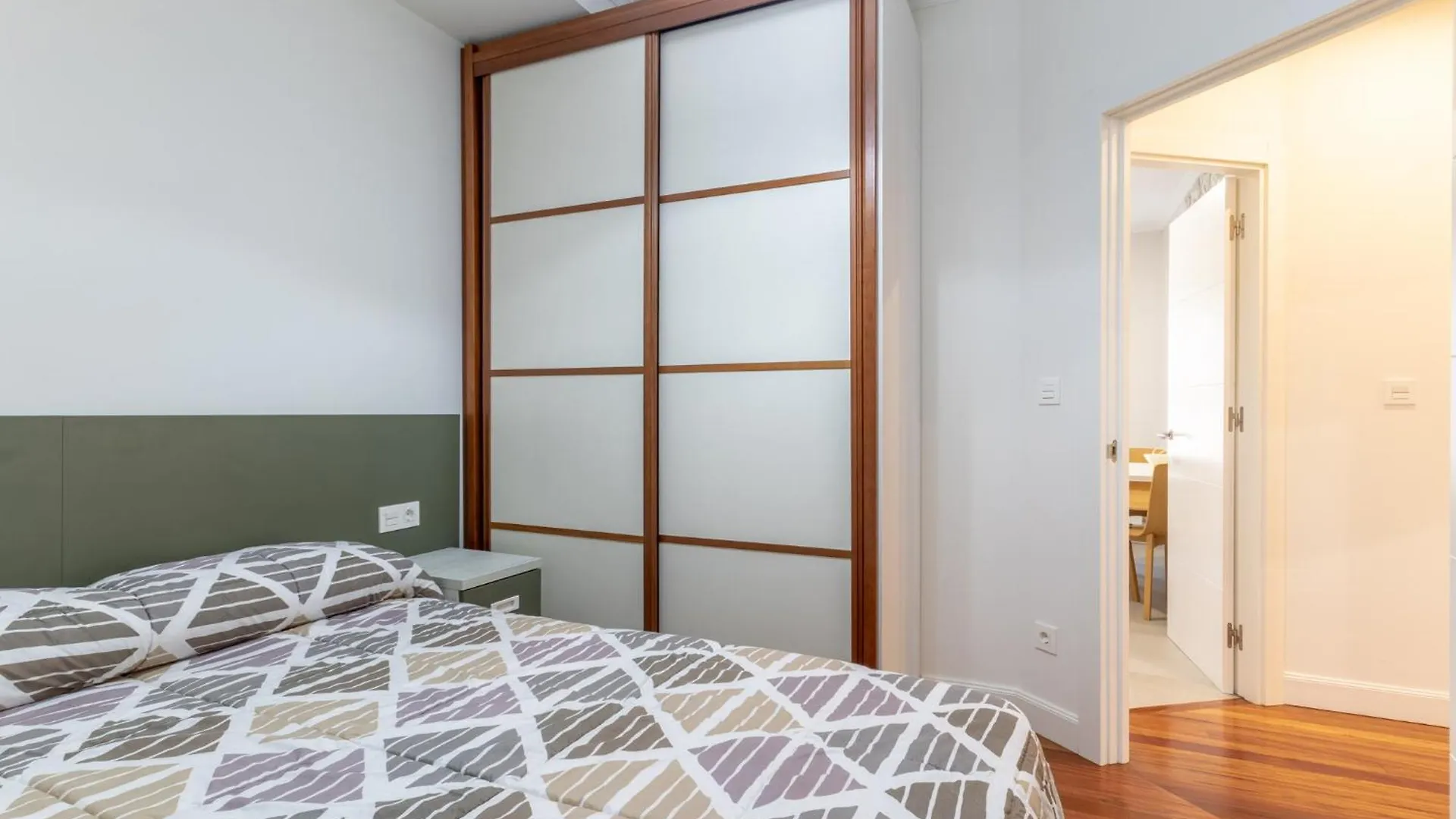 Apartamento En Indautxu Bilbao İspanya